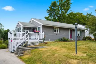 176 Portsmouth Ave, Manchester, NH 03109 - Photo 1