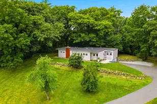 17 Hampstead Rd, Salem, NH 03079 - Photo 1