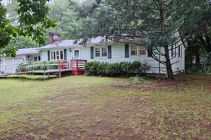 89 Sweet Hill Rd, Plaistow, NH 03865 - Photo 1