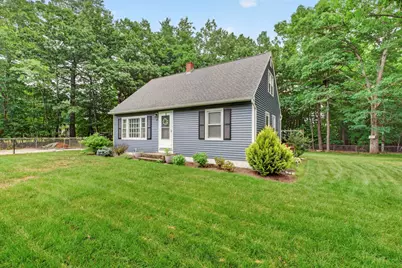 16 East Chamberlain Road, Merrimack, NH 03054 - Photo 1
