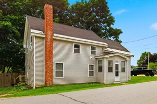 23 Watson St, Pittsfield, NH 03263 - Photo 1