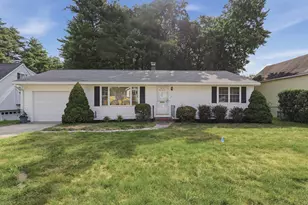 13 Sherman St, Nashua, NH 03064 - Photo 1