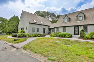 26 Montrose Dr, Stratham, NH 03885 - Photo 1