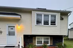 72 Derryfield Rd, Derry, NH 03038 - Photo 1