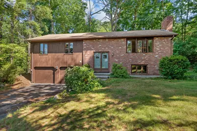 312 Walnut Hill Avenue, Manchester, NH 03104 - Photo 1