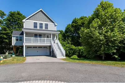10 Charron Circle, Exeter, NH 03833 - Photo 1