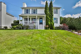 102 Ashmere Dr, Manchester, NH 03109 - Photo 1
