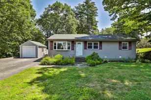 61 Knollcrest Rd, Goffstown, NH 03045 - Photo 1