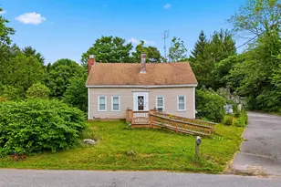 2 Hadley Rd, Newton, NH 03858 - Photo 1