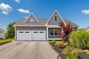 48 Sunningdale Dr, Somersworth, NH 03878 - Photo 1