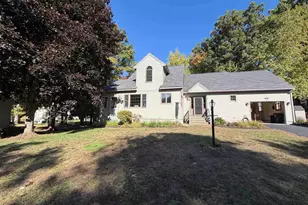 674 Elm St, Laconia, NH 03246 - Photo 1