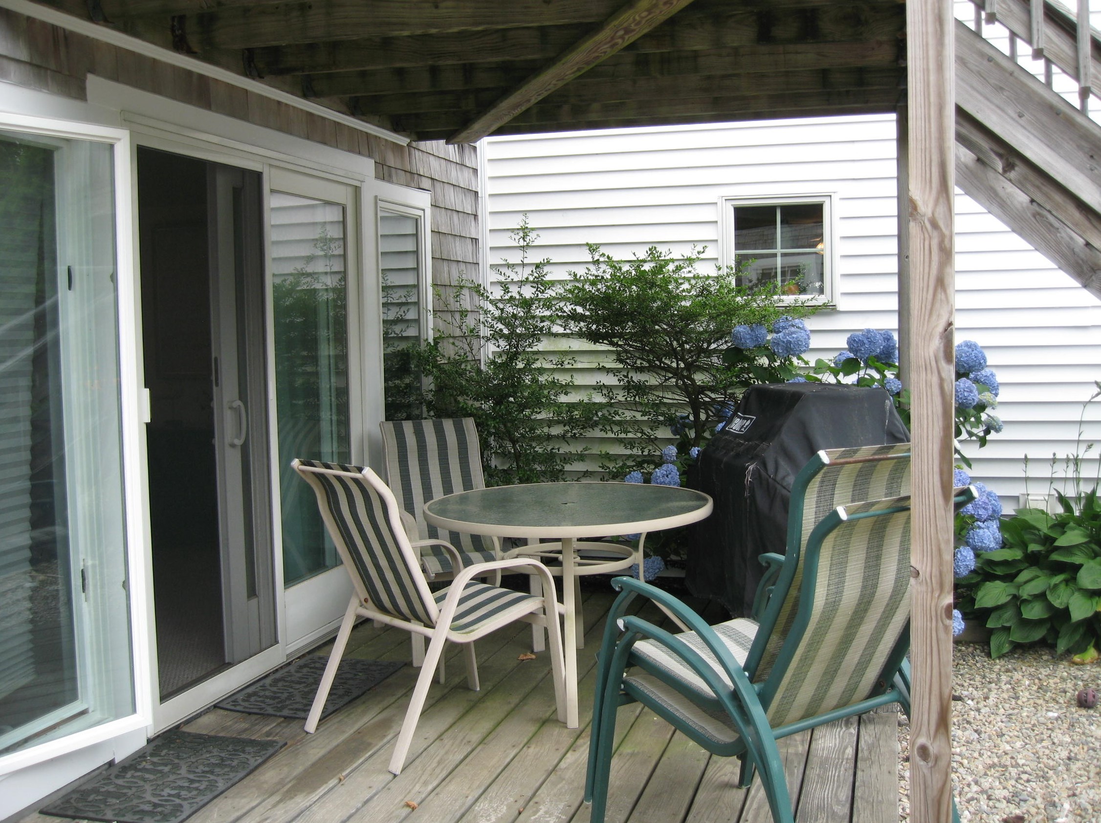 160 Bch Rd, Orleans MA 02653-2741 exterior