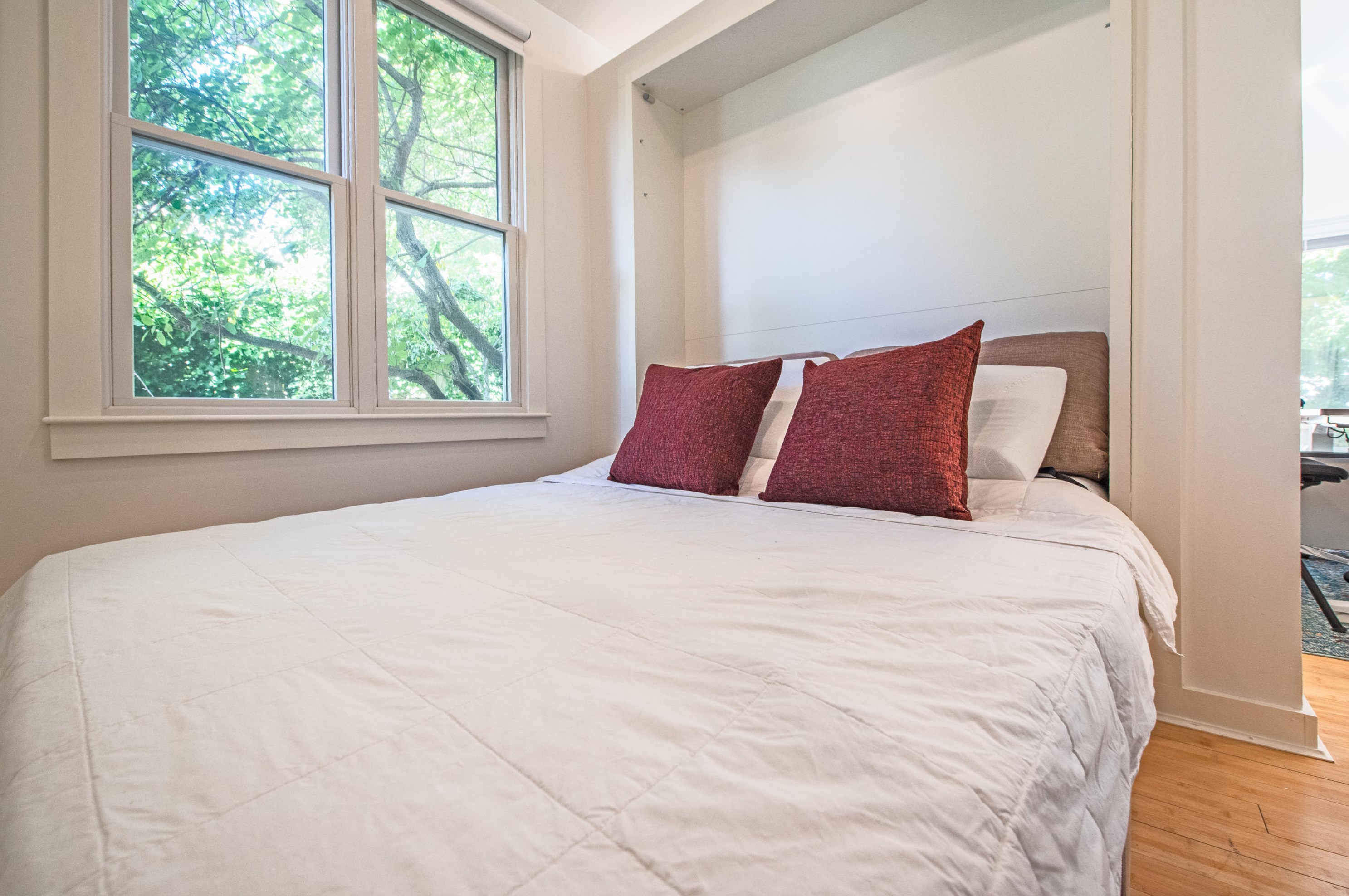 3 Carver St, Provincetown MA 02657-2112 exterior