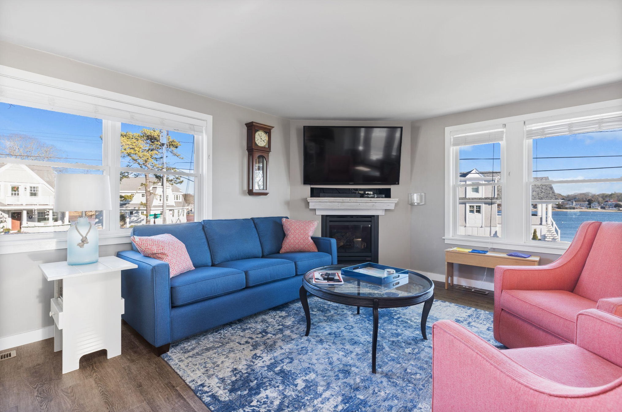 597 Circuit Ave, Bourne MA 02559-2031 exterior