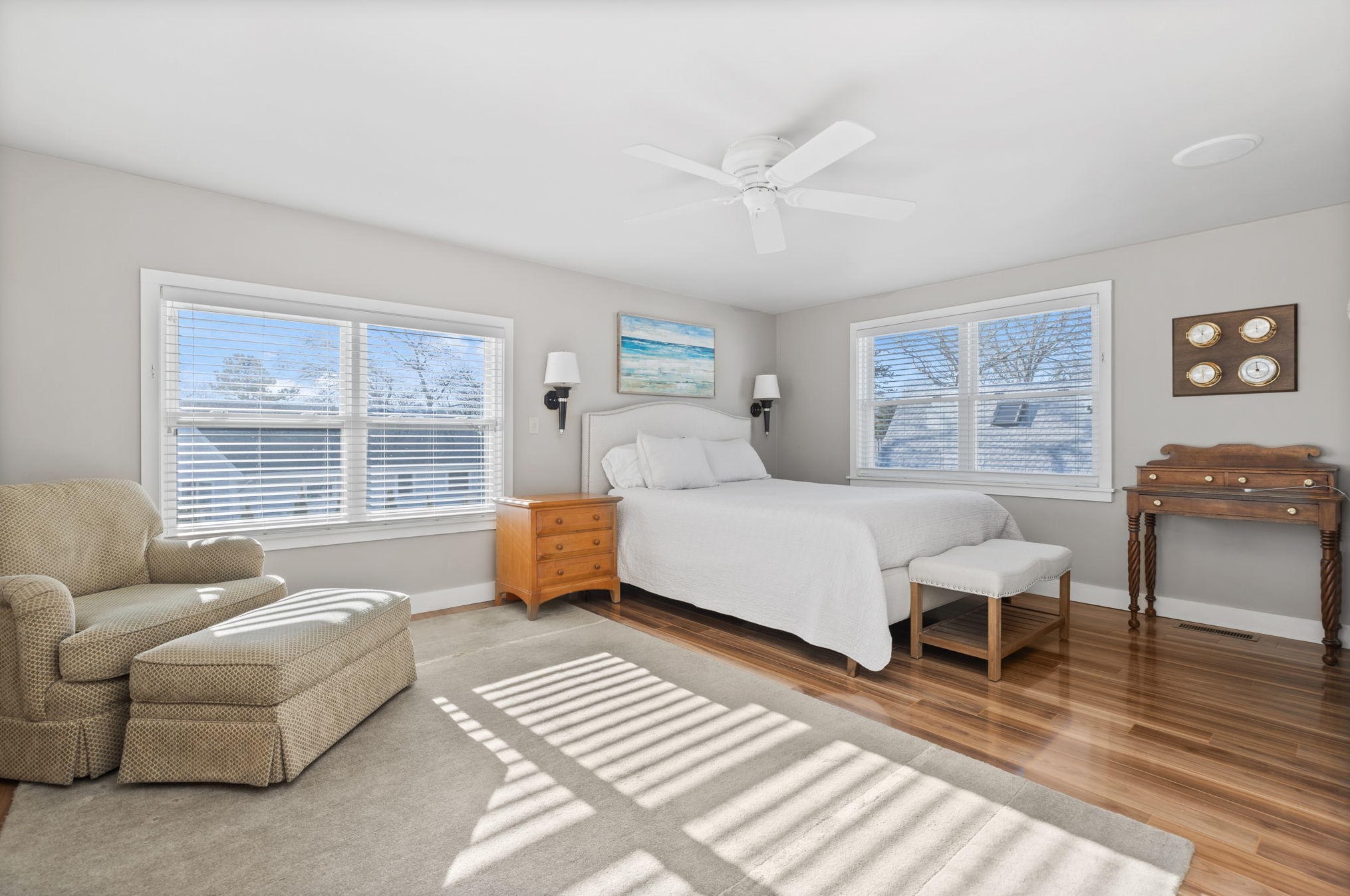 597 Circuit Ave, Bourne MA 02559-2031 exterior