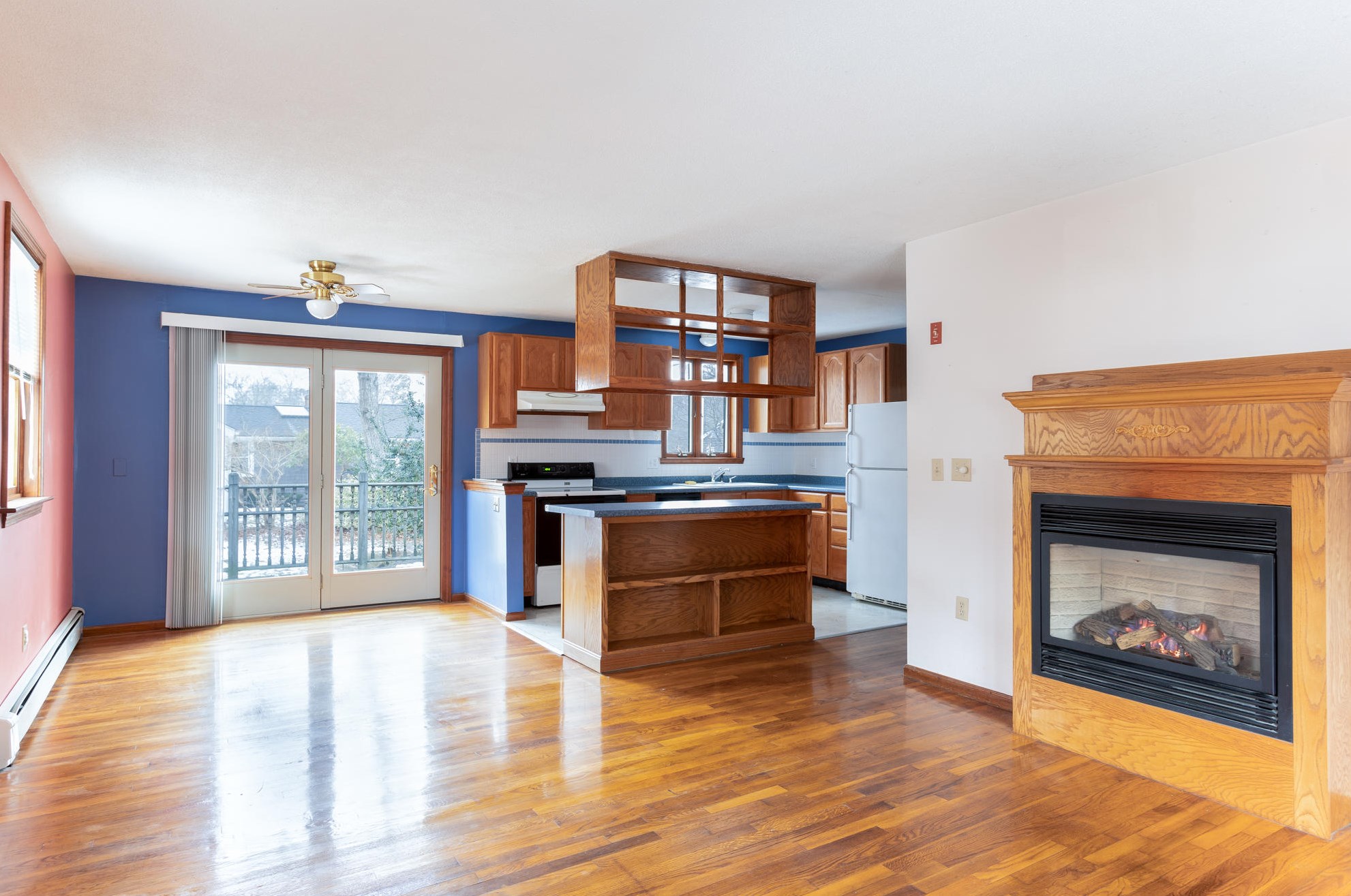 43 Cranberry Rd, Bourne MA 02532-3047 exterior