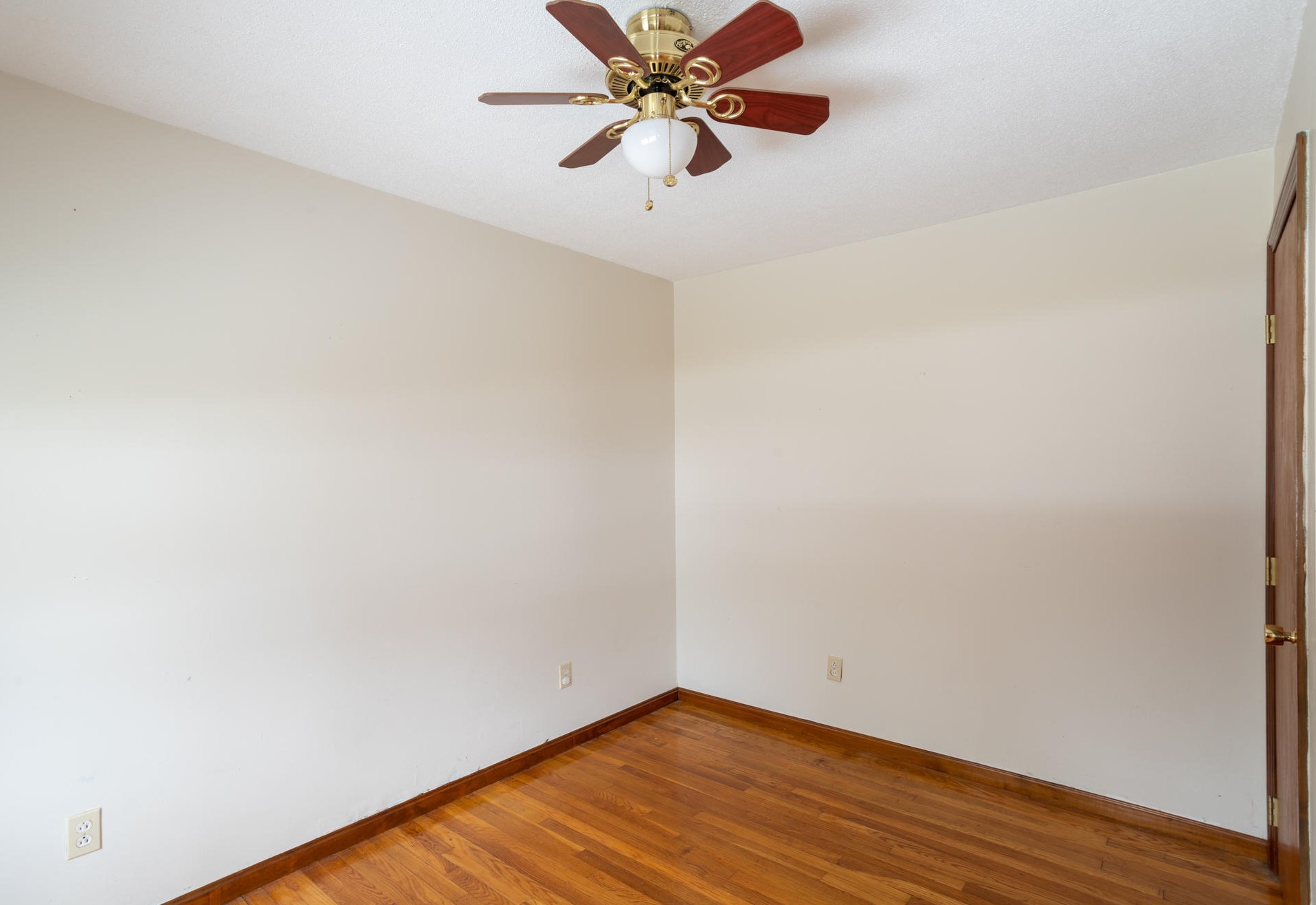 43 Cranberry Rd, Bourne MA 02532-3047 exterior