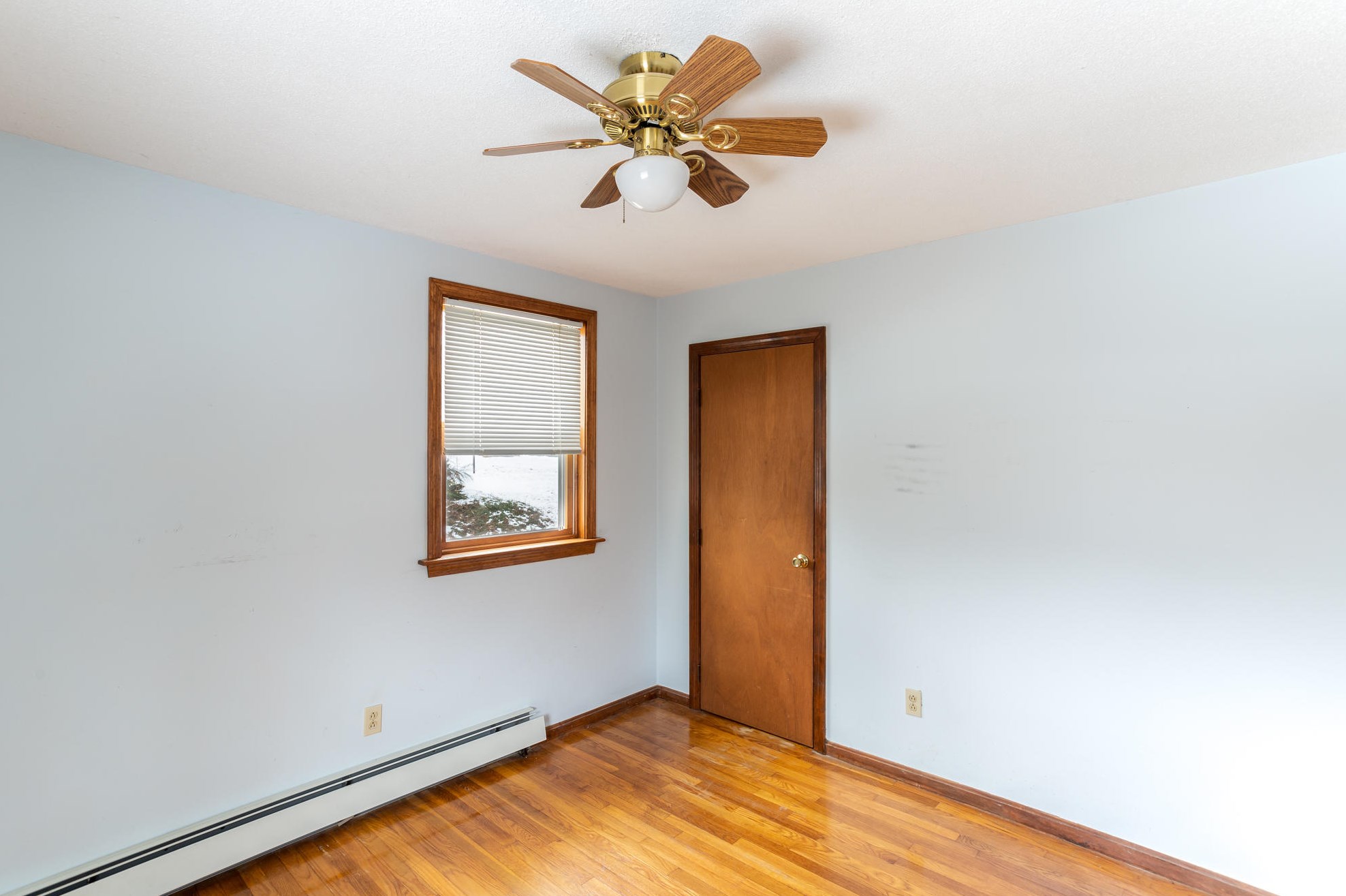 43 Cranberry Rd, Bourne MA 02532-3047 exterior