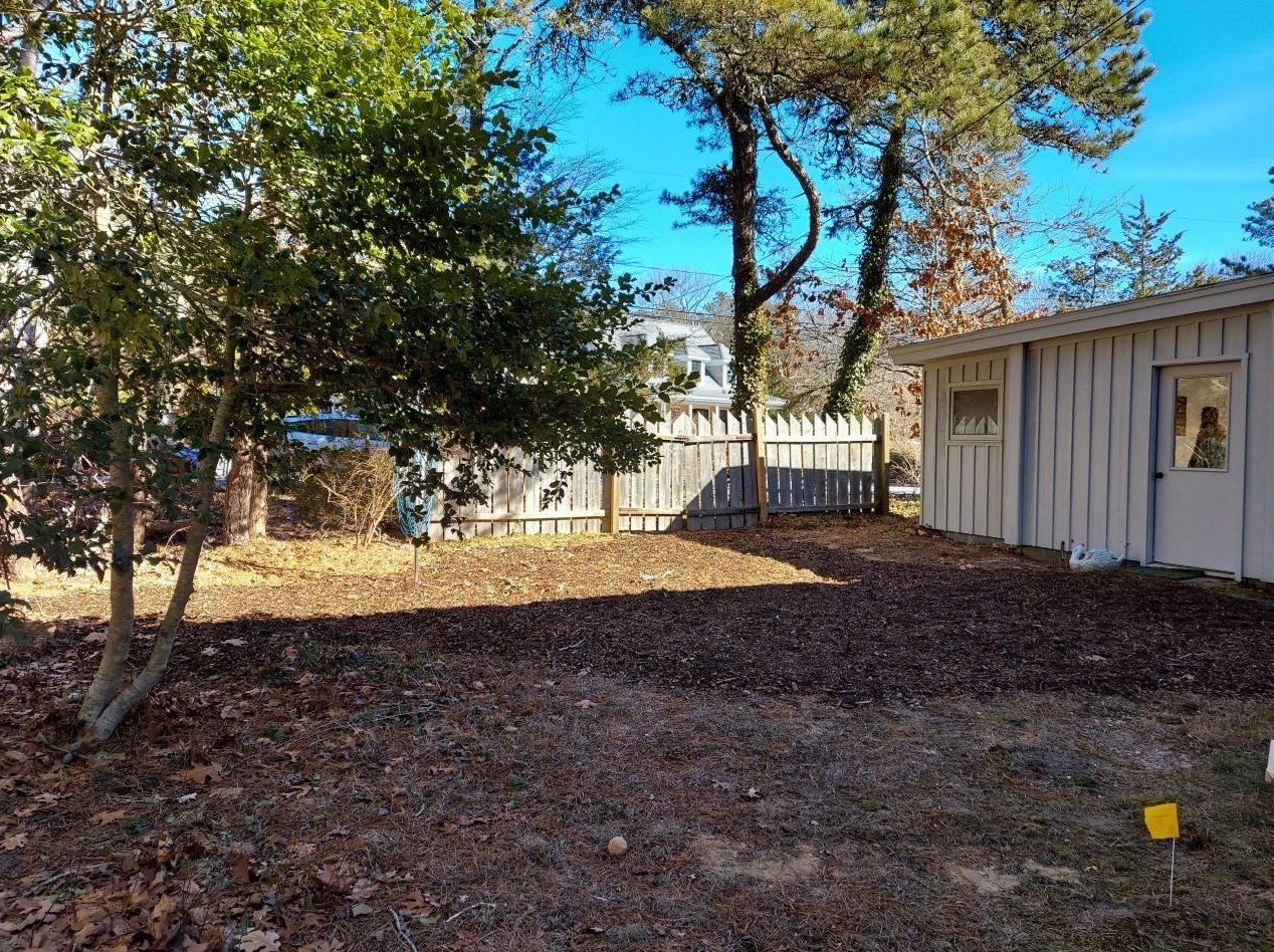 57 Black Ball Hl Rd, Dennis MA 02638-2239 exterior