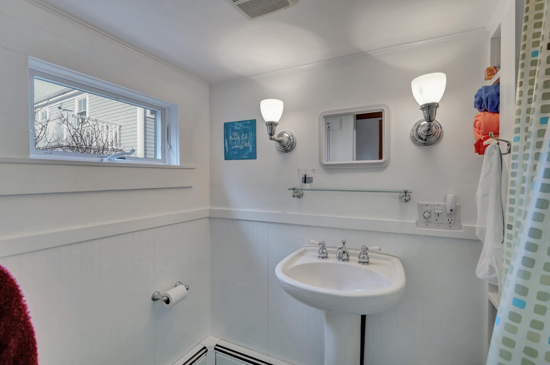 480 Commercial St, Provincetown MA 02657-1912 exterior