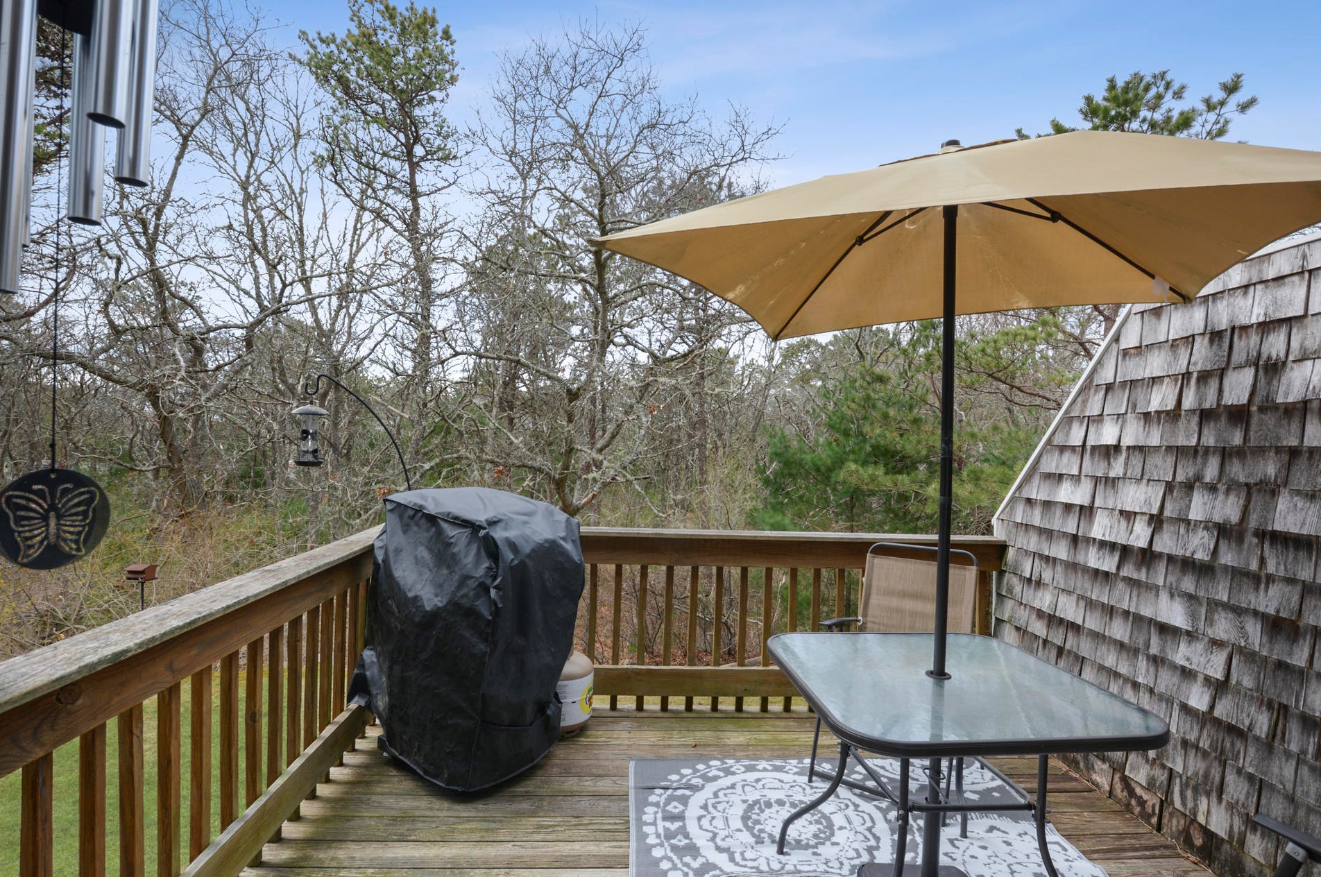 21 Hbr Hl Dr, Bourne MA 02532-3880 exterior