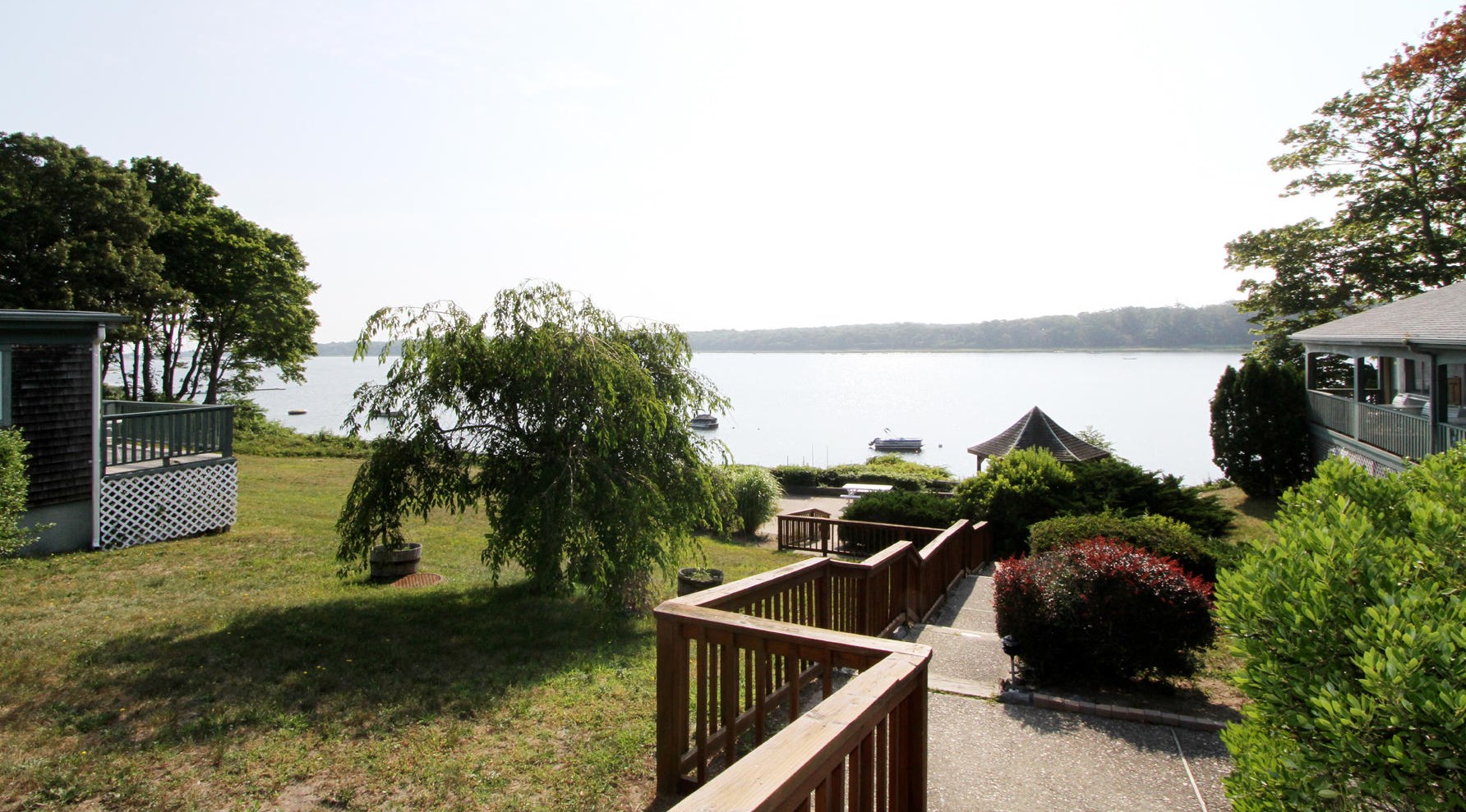 13 Orleans Rd, Orleans MA 02653-4012 exterior