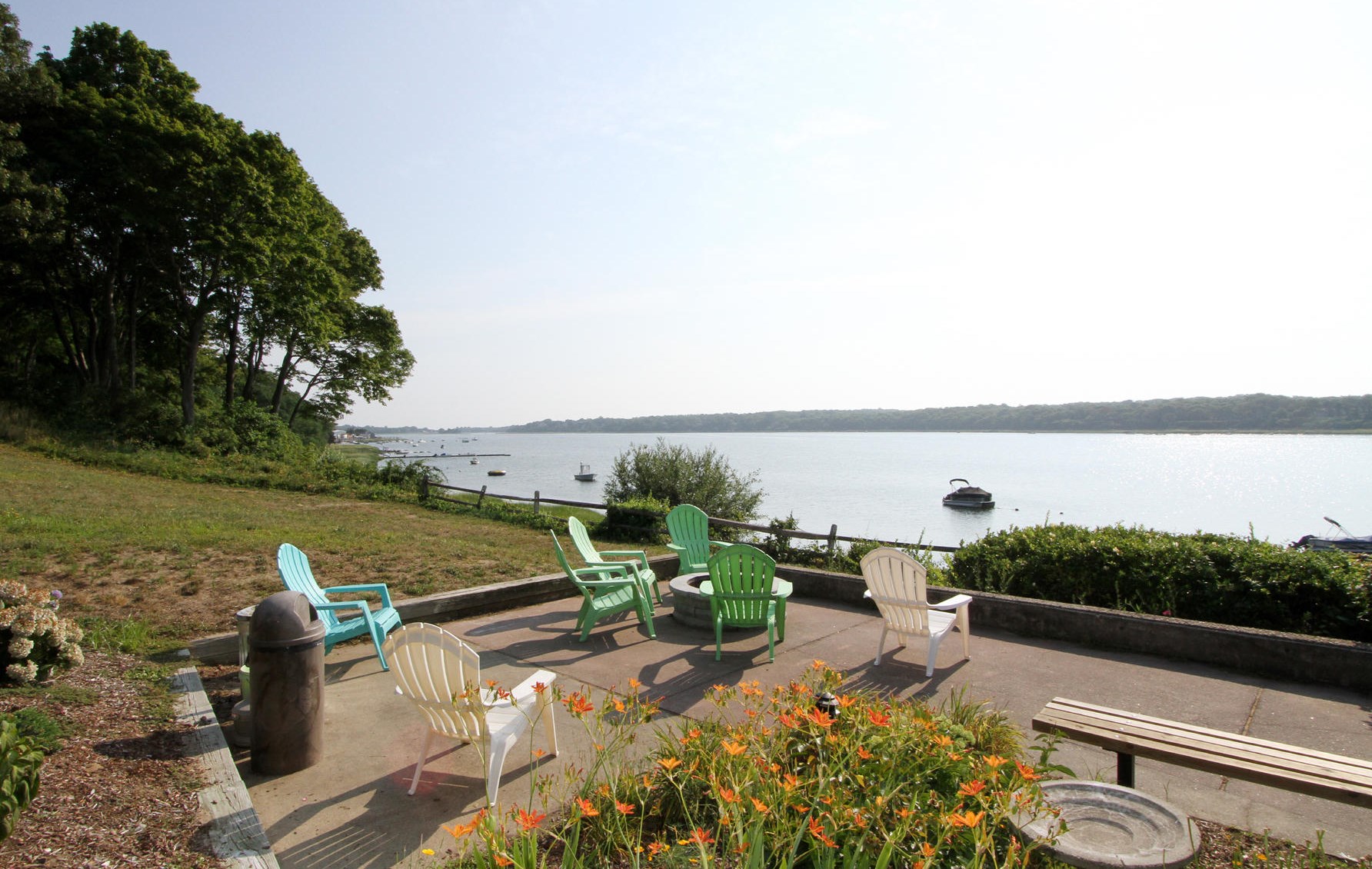 13 Orleans Rd, Orleans MA 02653-4012 exterior