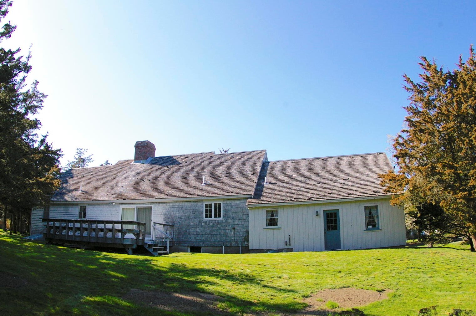 12 Seavers Rd, Orleans MA  02653-2002 exterior