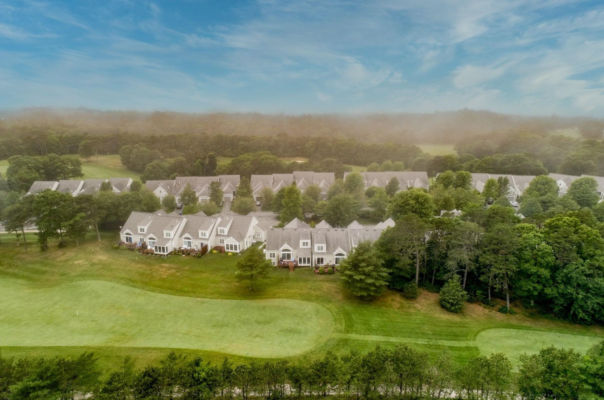 12 Blue Mdw Ct, Bourne MA 02532-8343 exterior