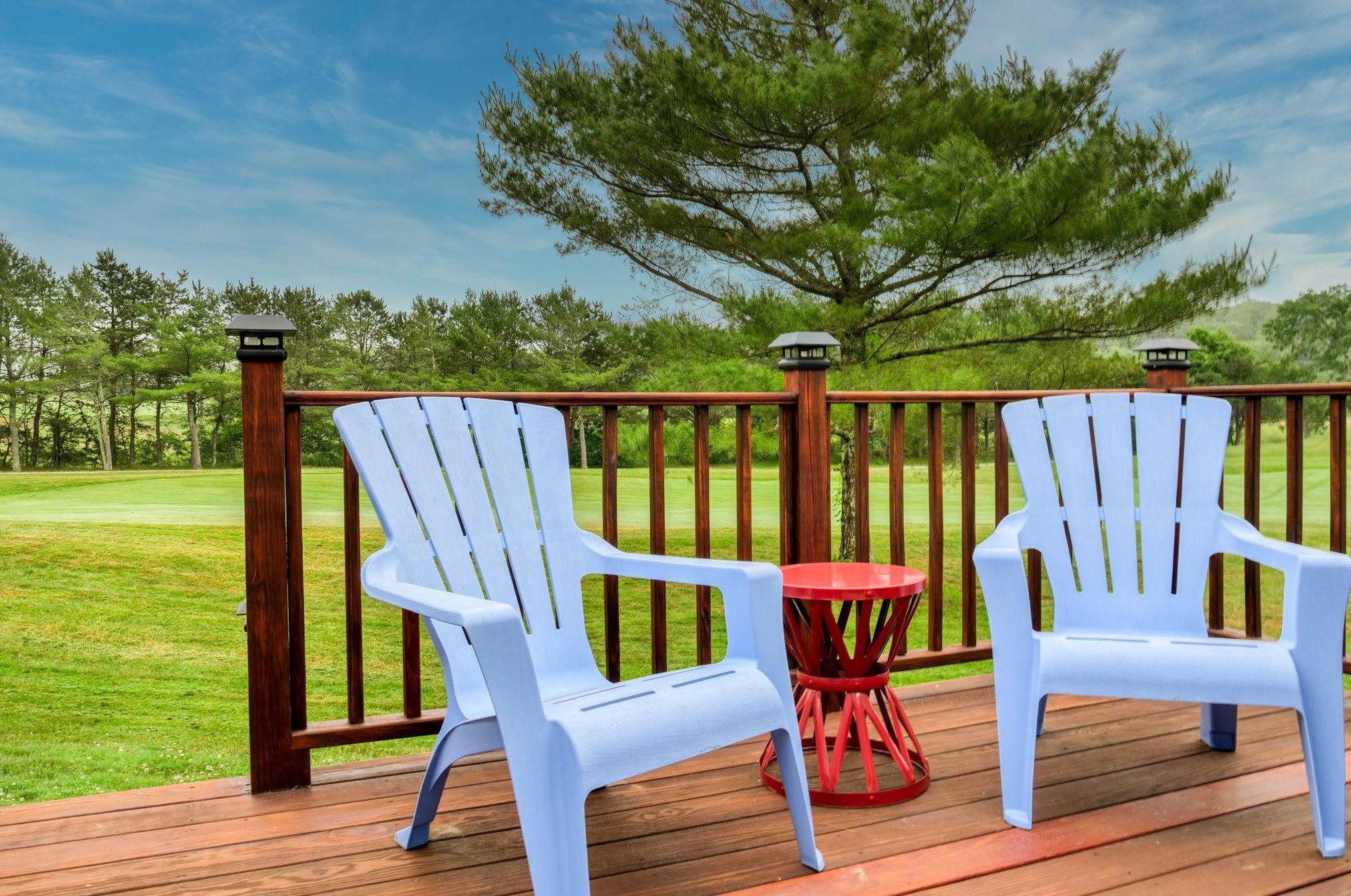 12 Blue Mdw Ct, Bourne MA 02532-8343 exterior