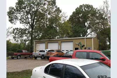 305 Bradburn, Grand Saline, TX 75140 - Photo 3