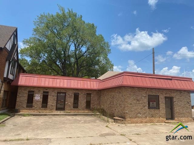202 W Broad St Mineola Tx 75773 Mls 10124949 Coldwell Banker