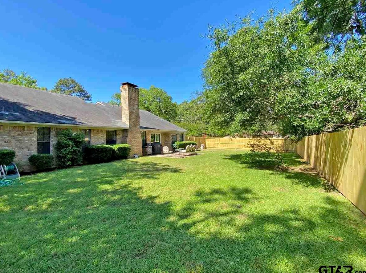 600 David Dr, Tyler TX  75703-4815 exterior