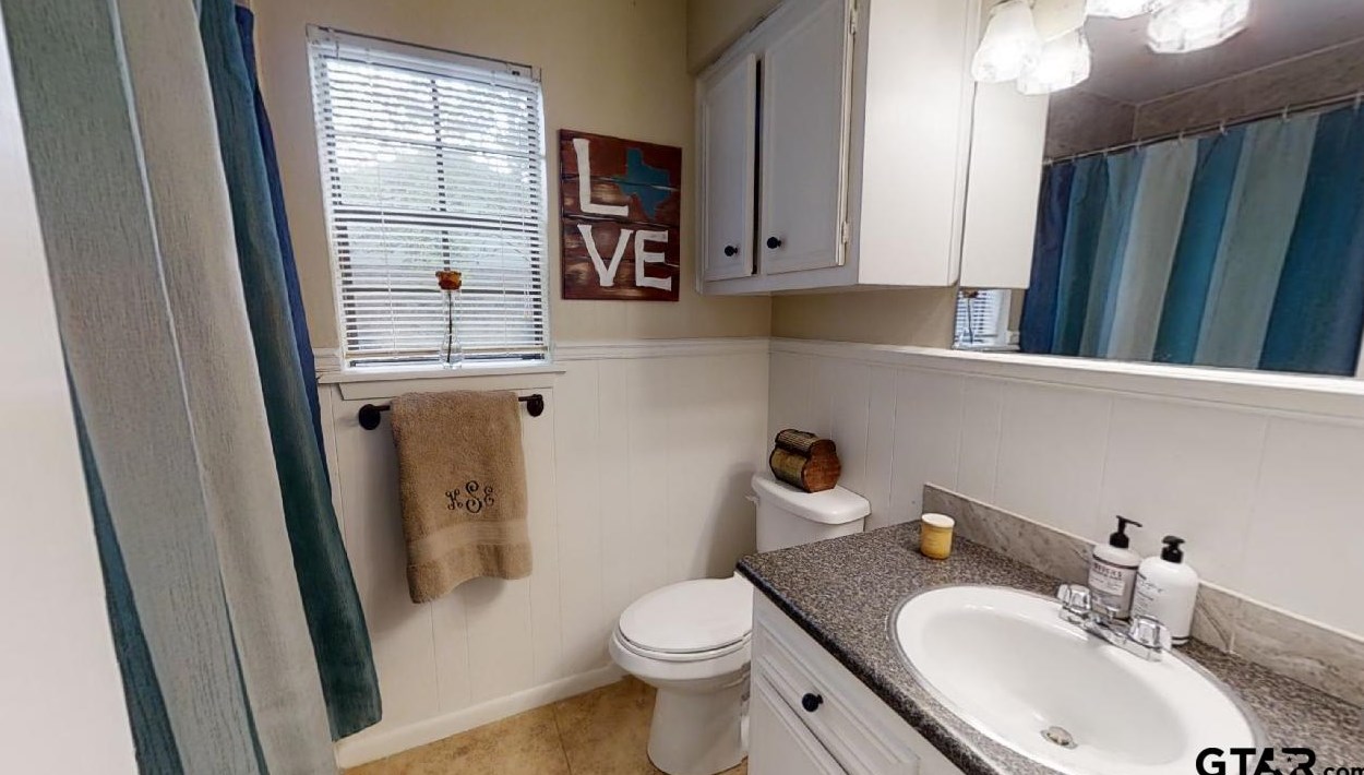 600 David Dr, Tyler TX  75703-4815 exterior