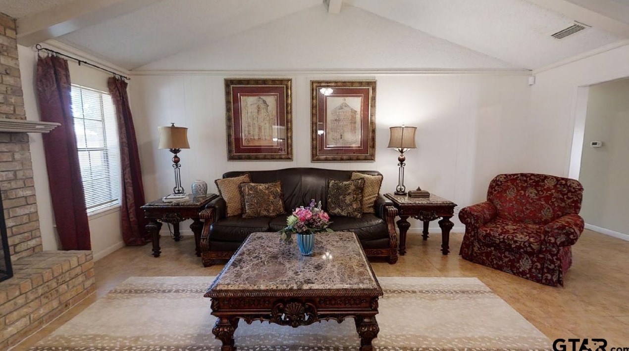 600 David Dr, Tyler TX  75703-4815 exterior