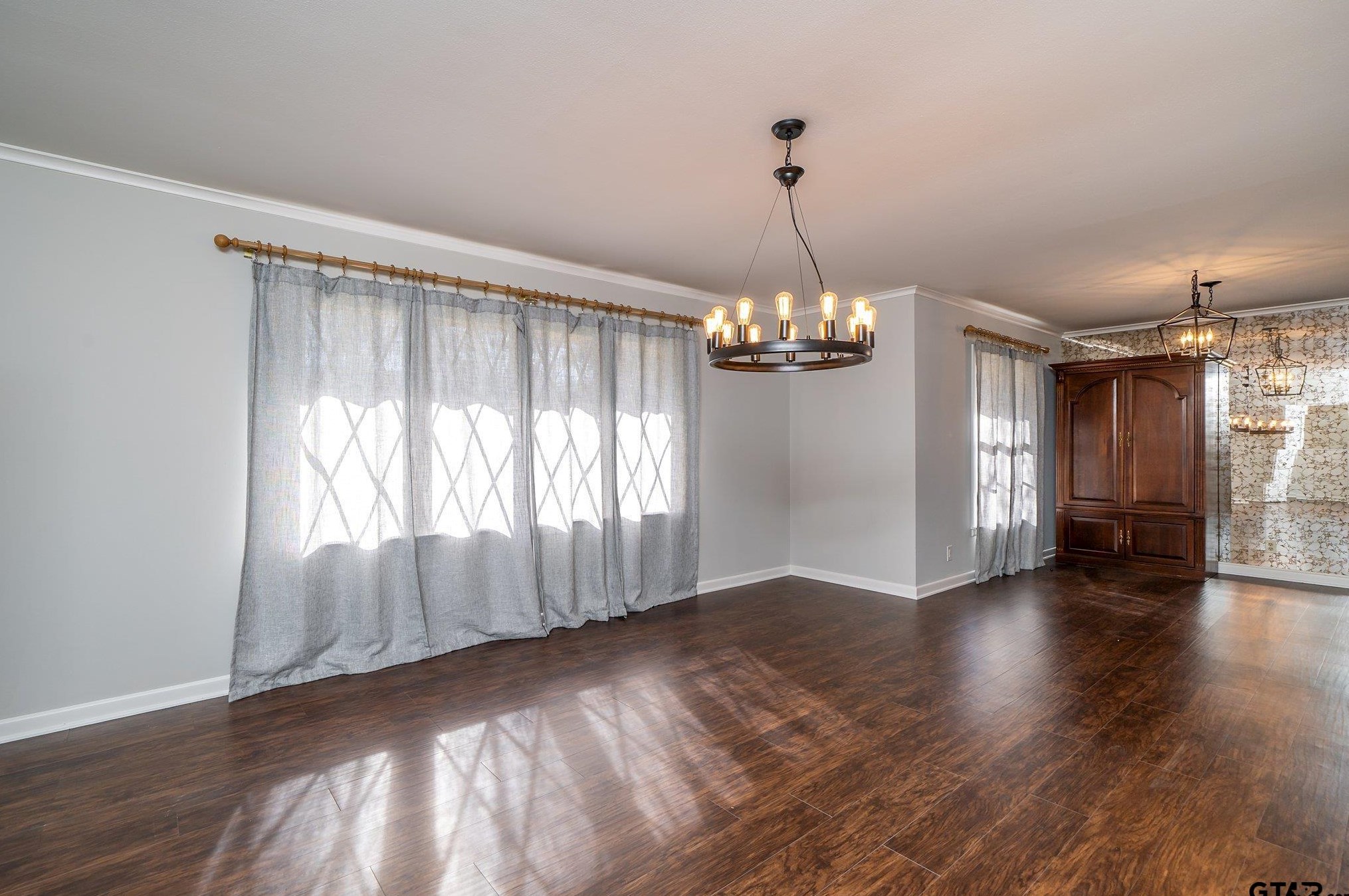 1716 Yosemite, Tyler TX  75703-2051 exterior