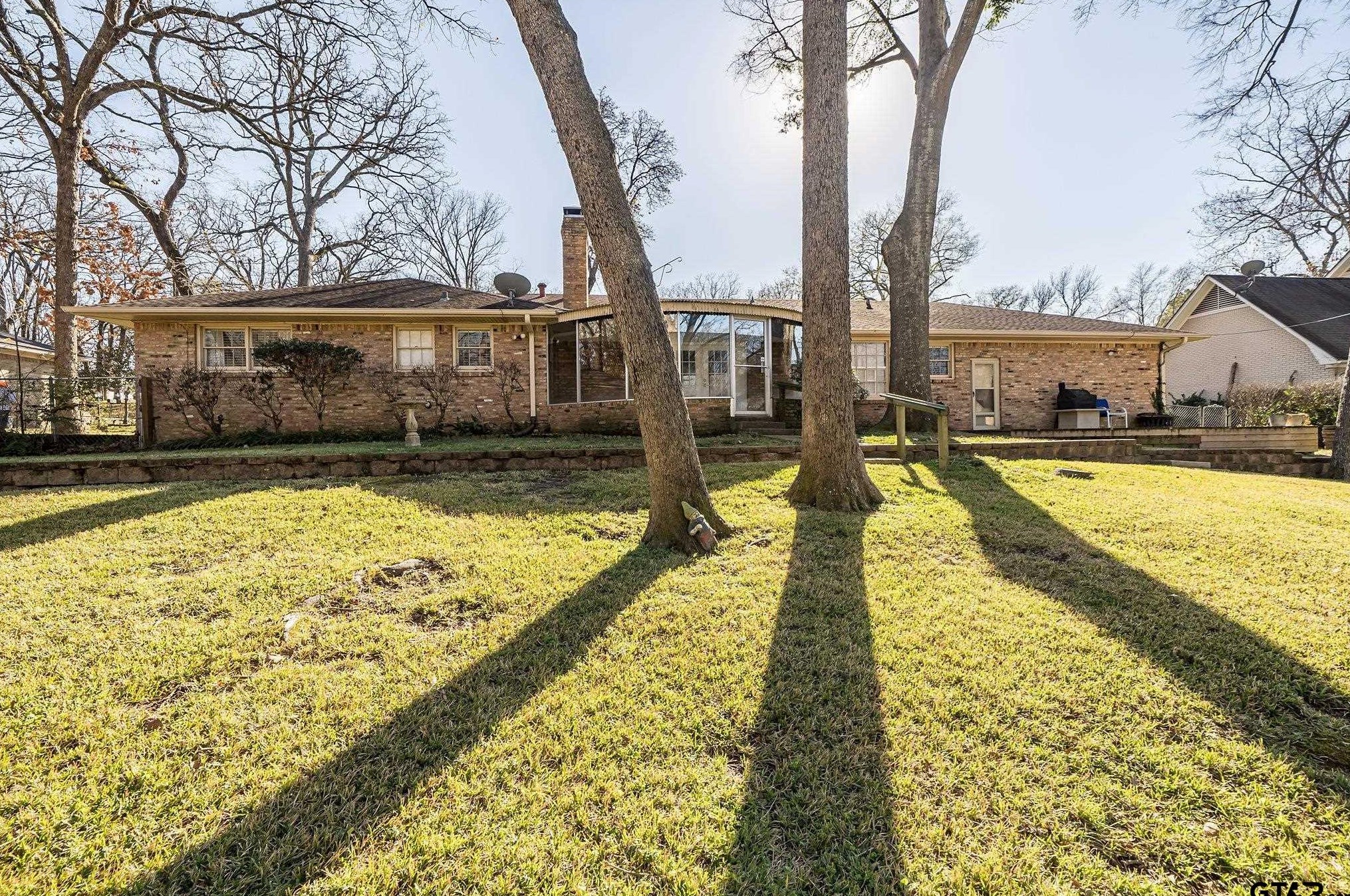 1716 Yosemite, Tyler TX  75703-2051 exterior