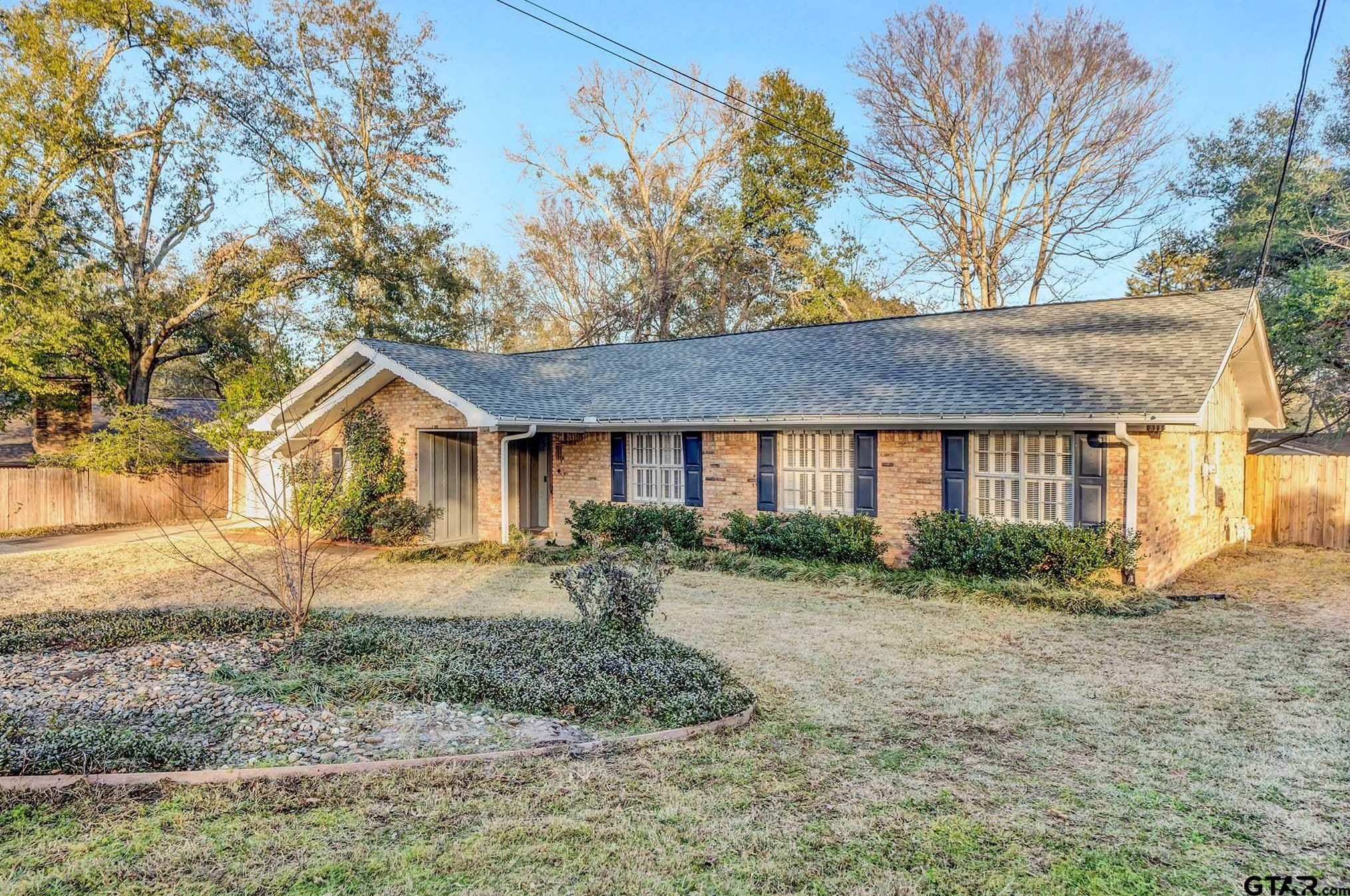 3216 Brookside Dr, Tyler TX  75701-7741 exterior