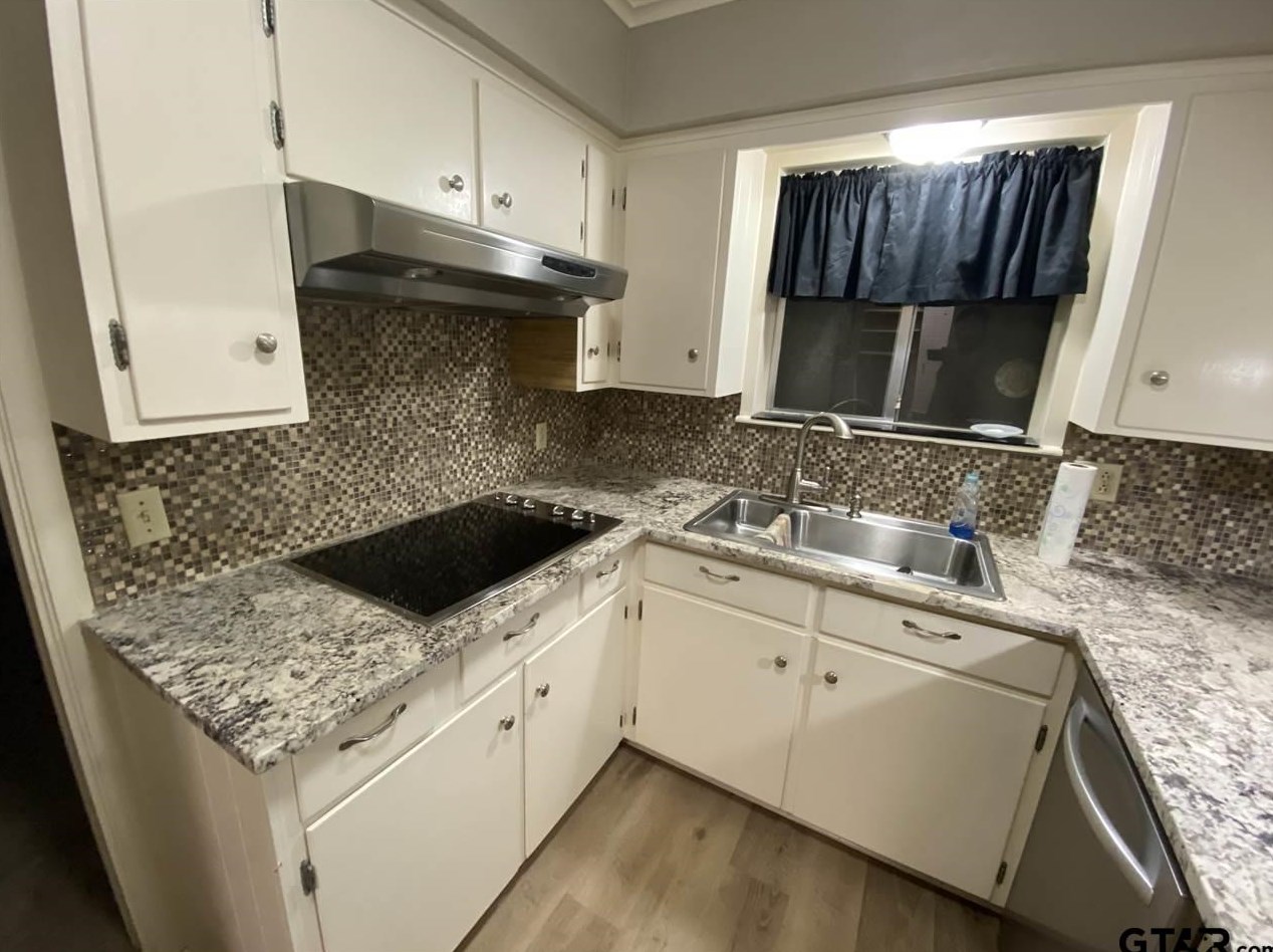 3148 Rosemary Ln, Tyler TX  75701-7447 exterior