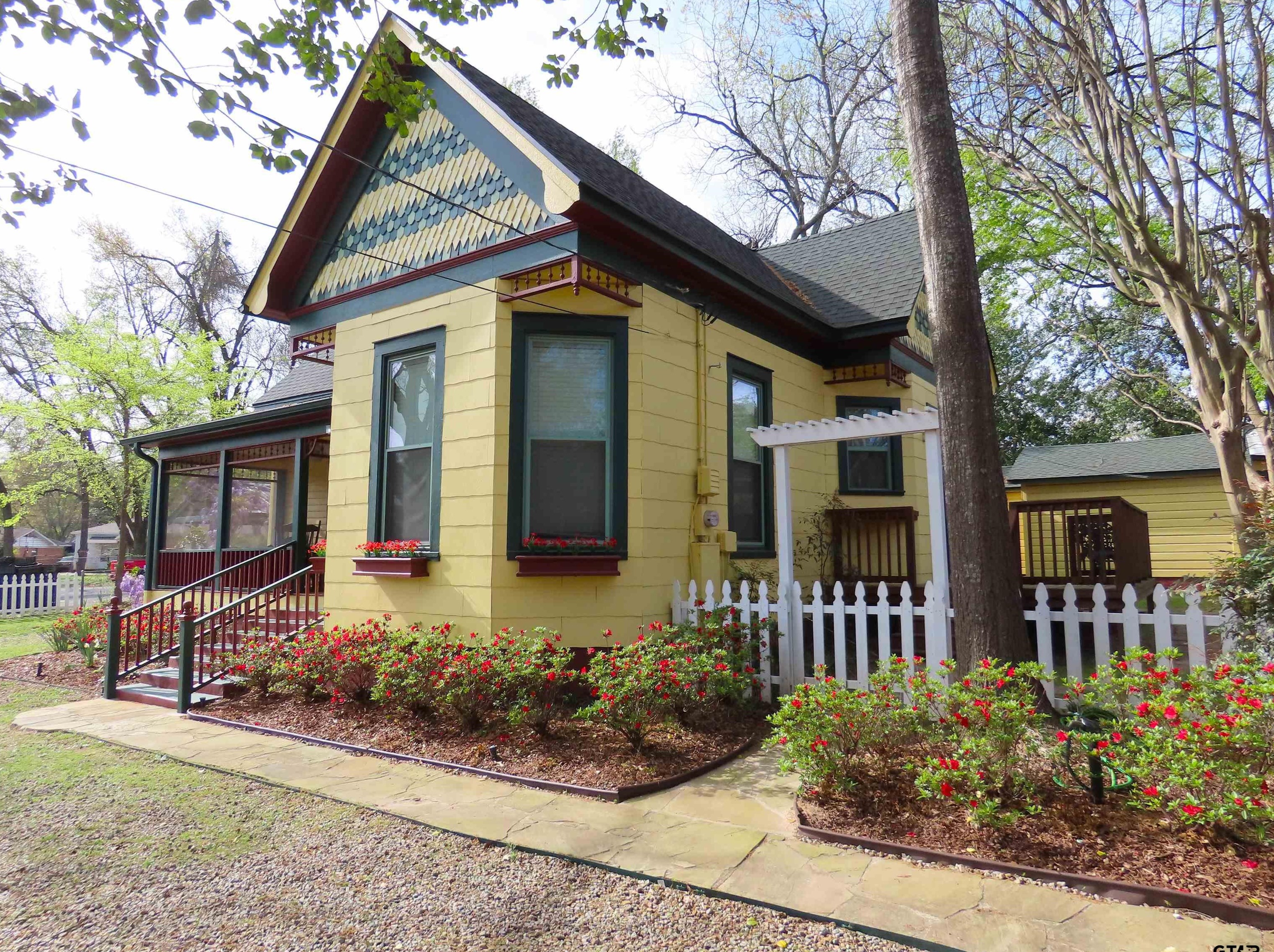 1923 Beckham Ave, Tyler TX  75701-4453 exterior