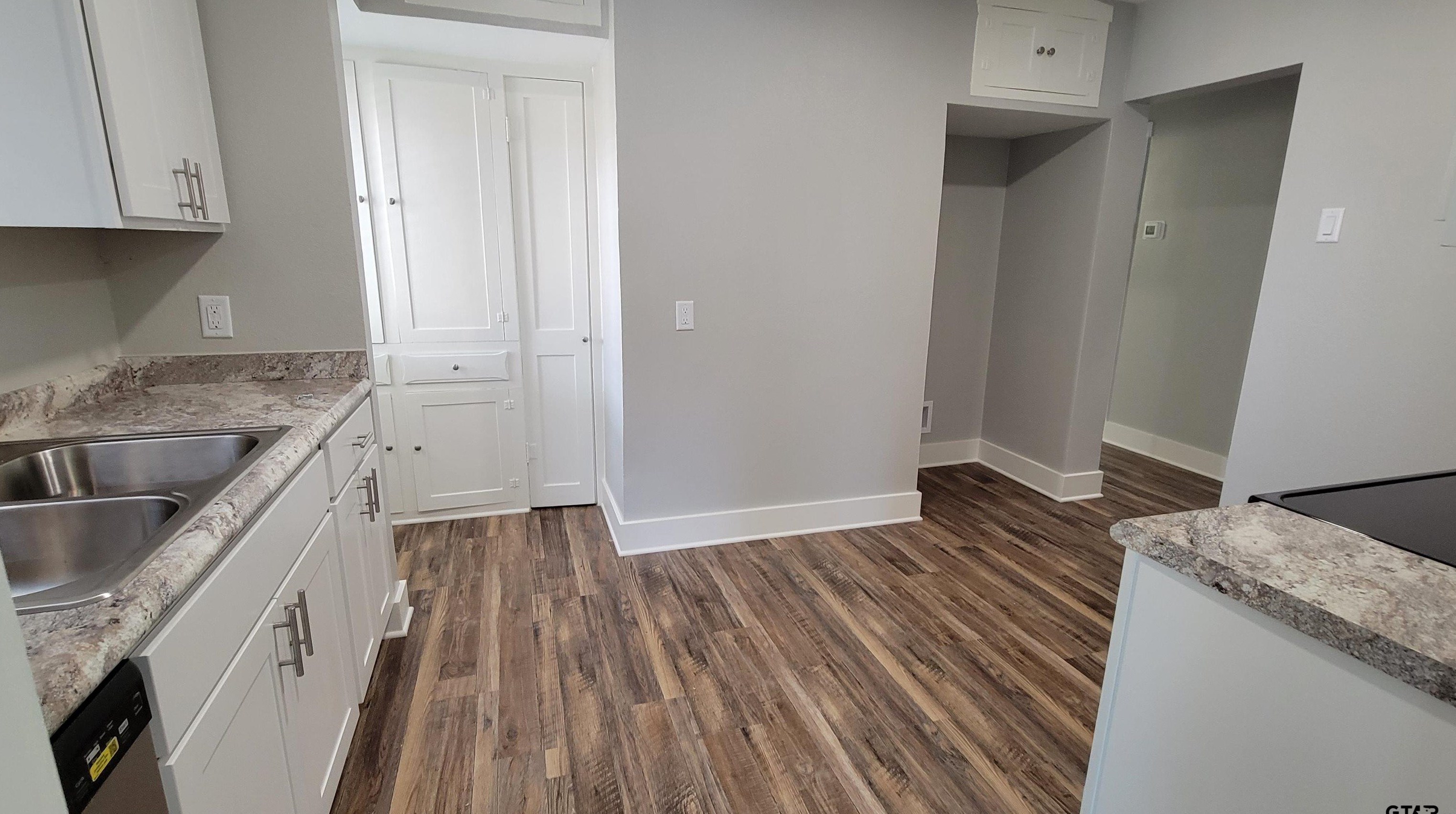 518 Spring Ave, Tyler TX  75701-5333 exterior