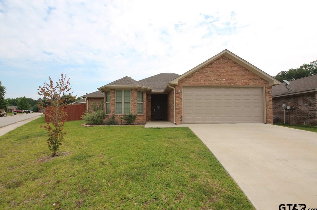 5931 Grace Ave, Tyler TX  75707-0009 exterior