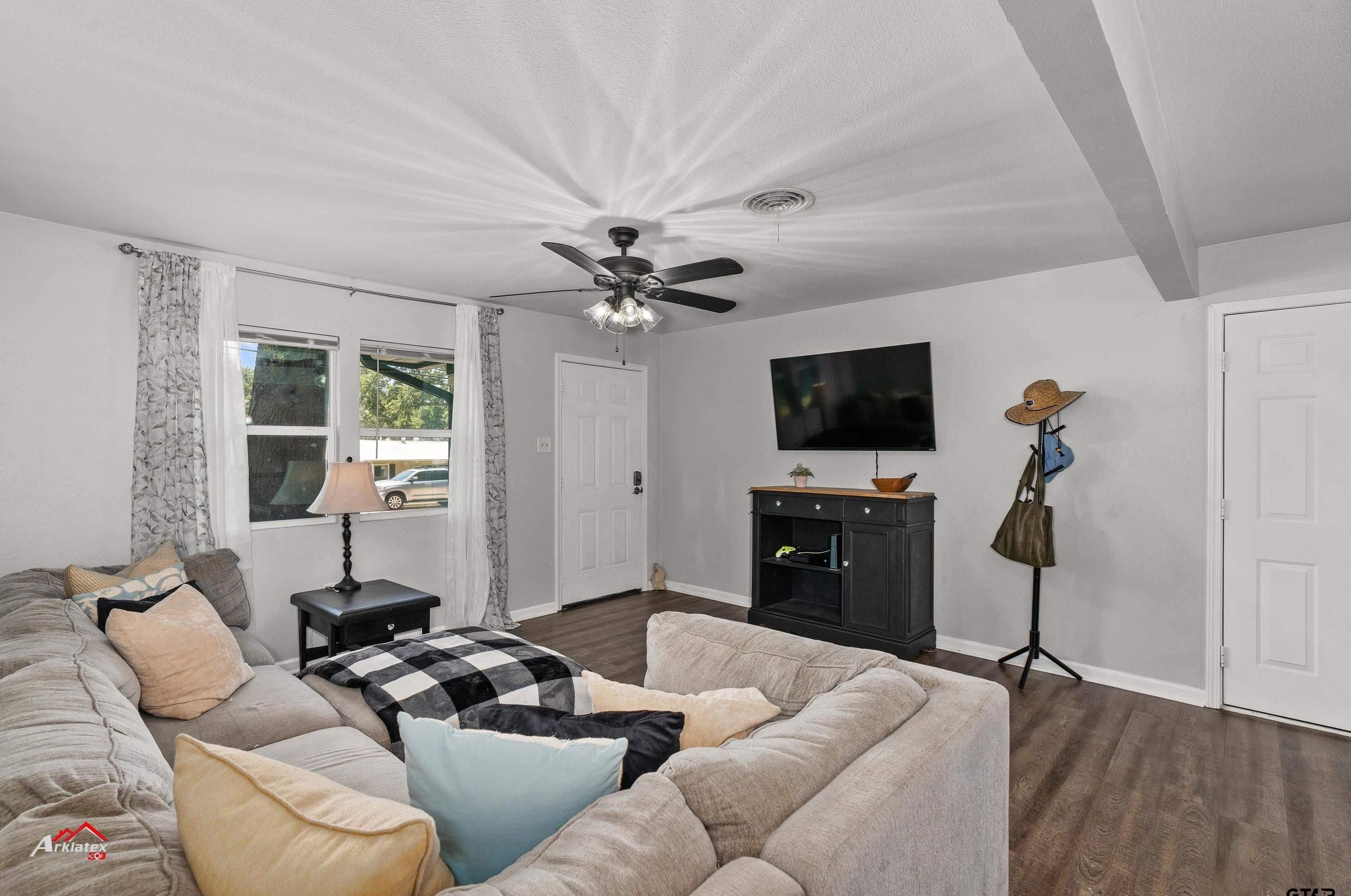 302 Fenton Rd, Longview TX 75604-1123 exterior