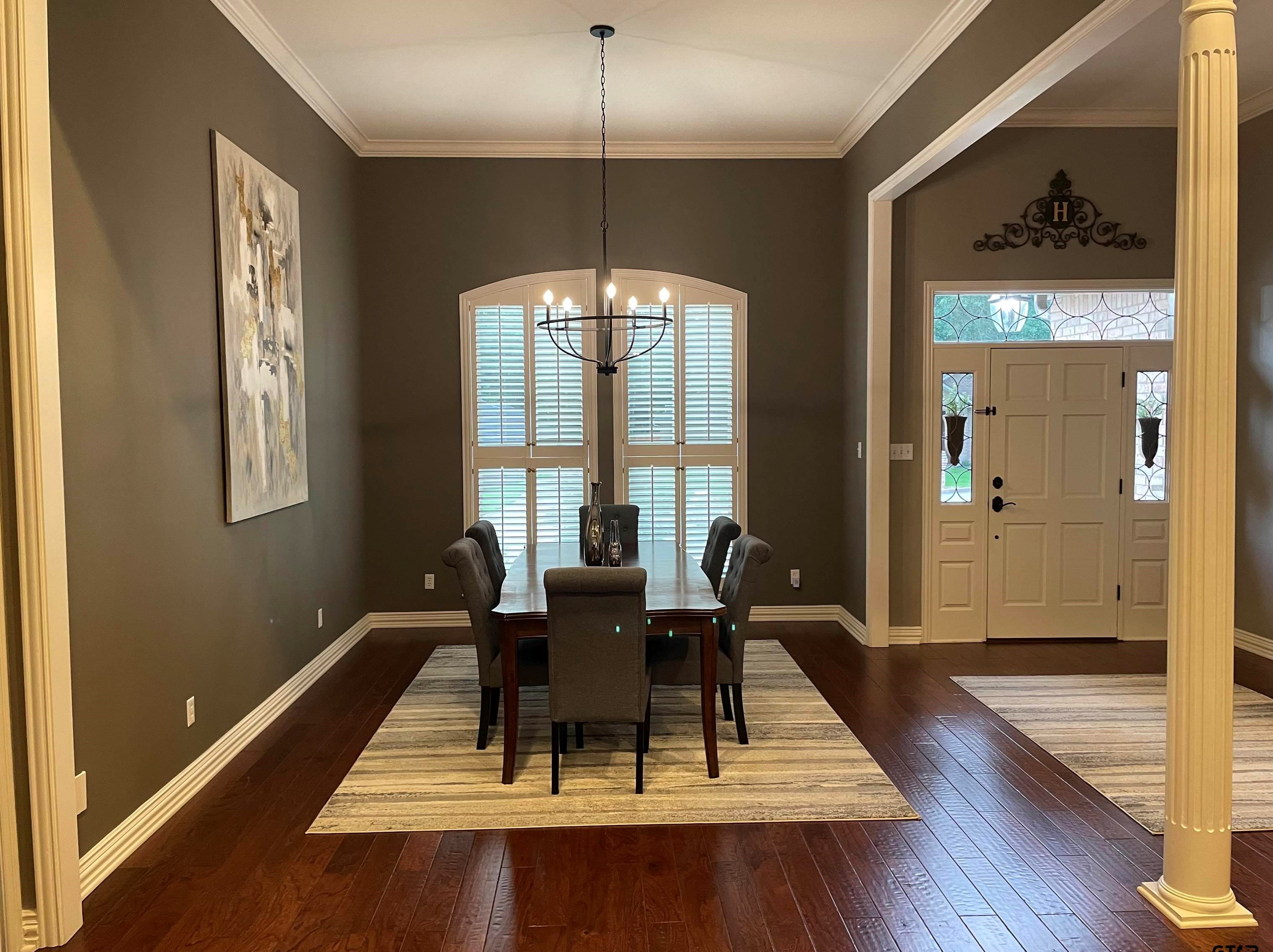 5905 Churchill Dr, Tyler TX  75703-4568 exterior