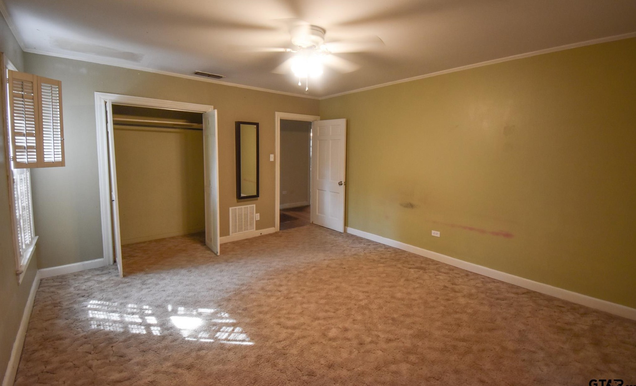 408 Woodlawn St, Henderson TX  75652-6044 exterior