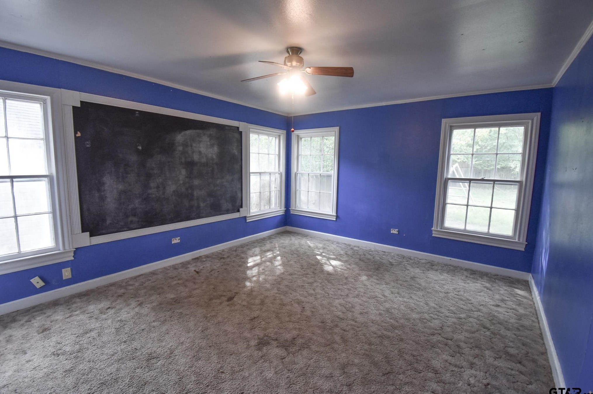 408 Woodlawn St, Henderson TX  75652-6044 exterior