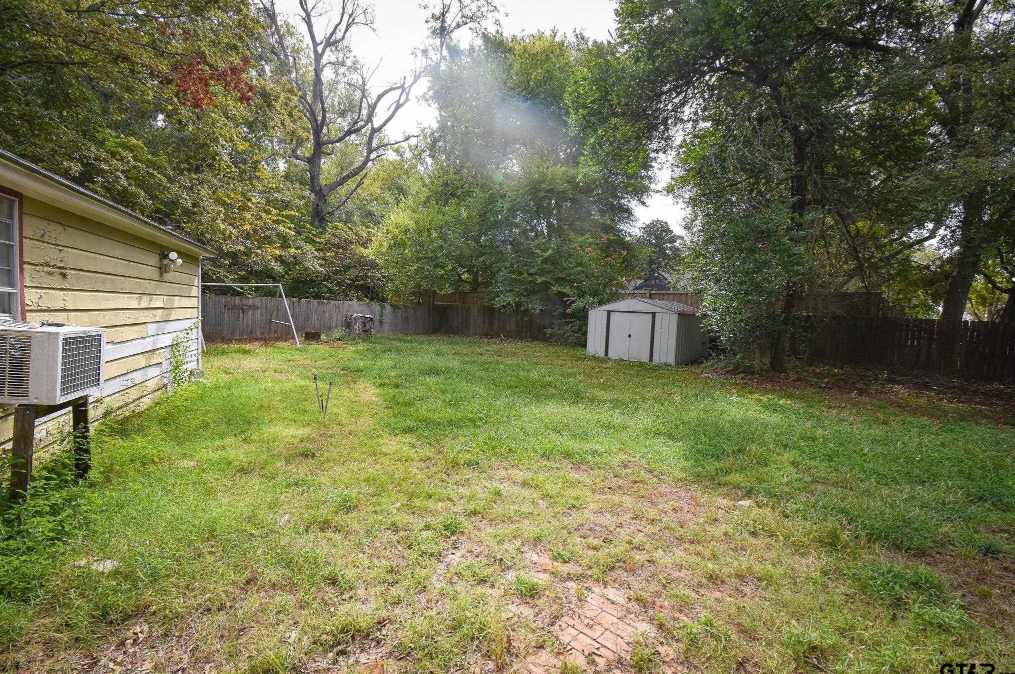 408 Woodlawn St, Henderson TX  75652-6044 exterior