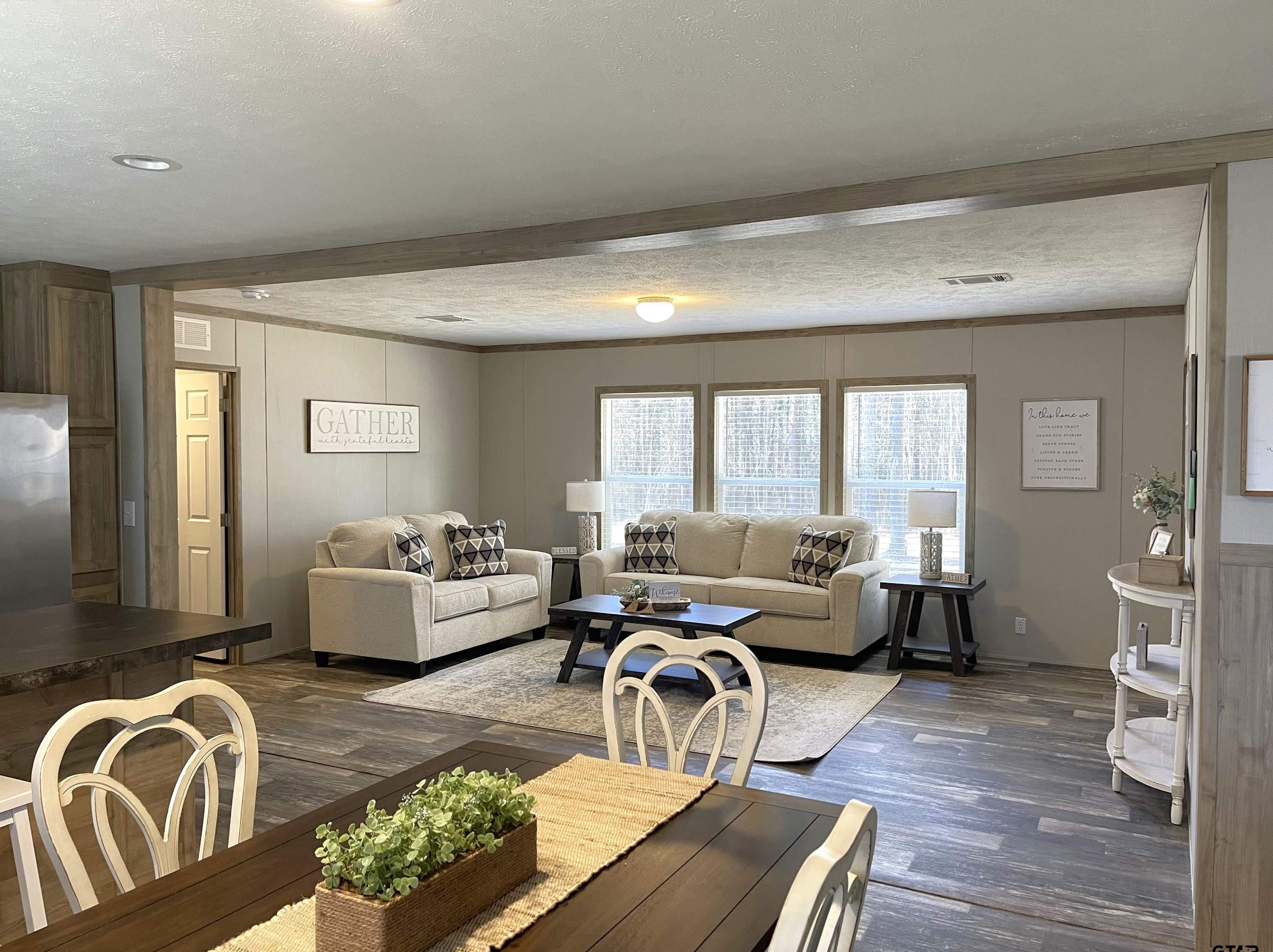 2370 Blocker Rd, Marshall TX 75672-3720 exterior