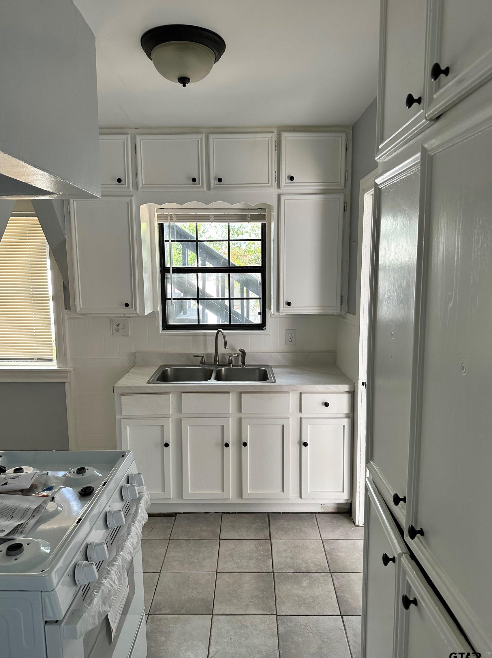 1511 Summit Ave, Tyler TX  75702-3516 exterior