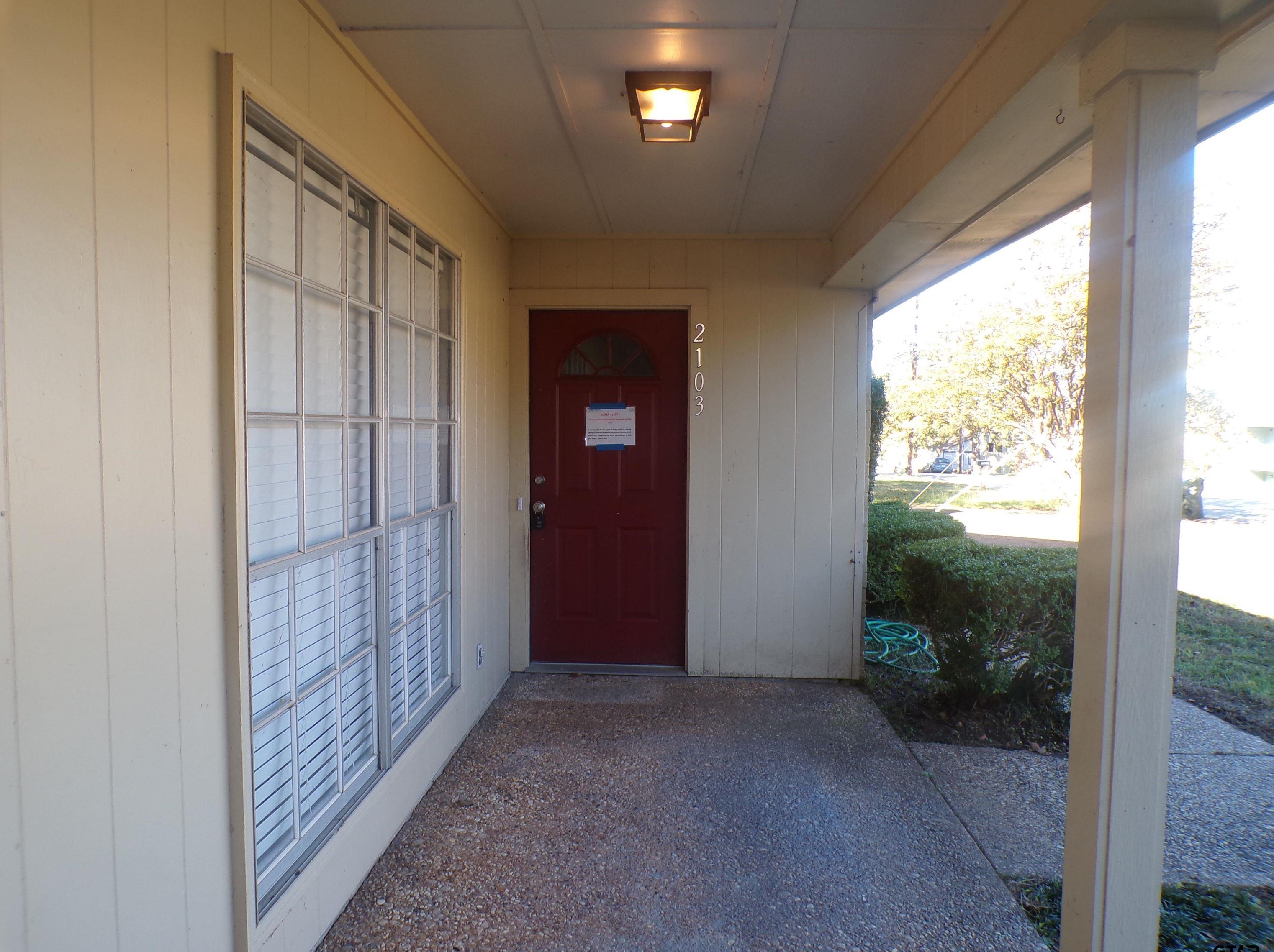 2103 Easy St, Tyler TX  75703-1816 exterior